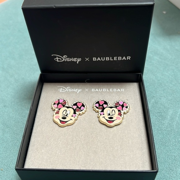 Disney x BAUBLEBAR Mickey Mouse Love Hearts Earrings New - Picture 1 of 6